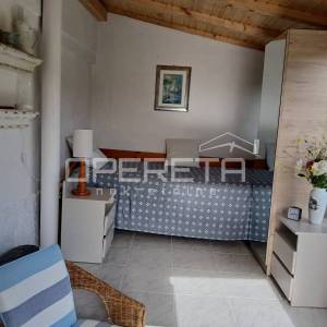 Mediteranska kuća s dva odvojena stana i panoramskim pogledom – Rukavac, otok Vi