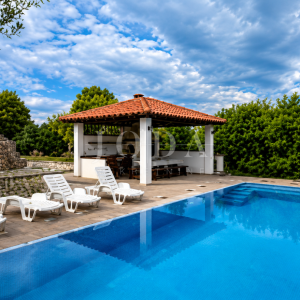 Mediteranska vila u Dobrinju 