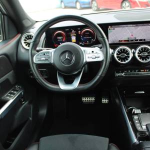 Mercedes-Benz GLB 200d AMG AUTOMATIK *LED, NAVIGACIJA, KAMERA*