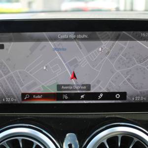 Mercedes-Benz GLB 200d AMG AUTOMATIK *LED, NAVIGACIJA, KAMERA*
