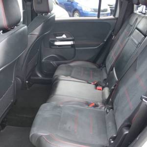 Mercedes-Benz GLB 200d AMG AUTOMATIK *LED, NAVIGACIJA, KAMERA*