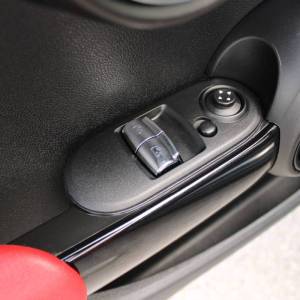 Mini Cooper 1.5 Race Edition *PANORAMA, LED, NAVIGACIJA*