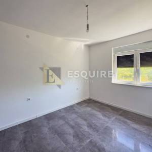 MURVICA - Dvojna kuća, 5 soba, garaža - 241m2