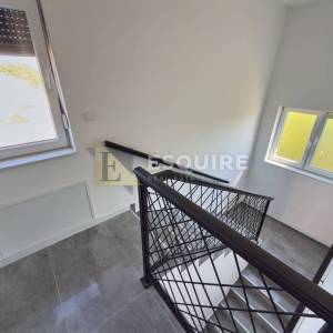 MURVICA - Dvojna kuća, 5 soba, garaža - 241m2