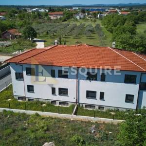 MURVICA - Dvojna kuća, 5 soba, garaža - 241m2