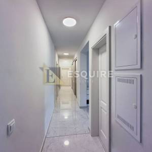MURVICA - Trosobna prizemnica s velikom okućnicom i bazenom - 235m2