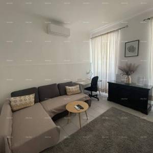 Namješten stan 45 m2 u prizemlju u centru Pule