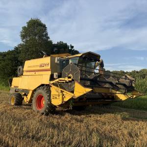 New holland TF44