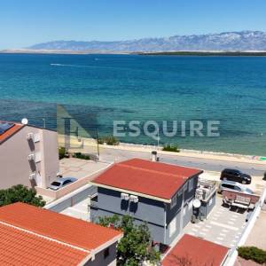 NIN - Apartmanska kuća 1. red do mora - 240m2