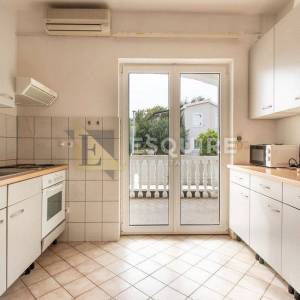 NIN - SABUNIKE - Apartmanska kuća - 228m2