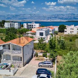 NIN - SABUNIKE - Apartmanska kuća - 228m2