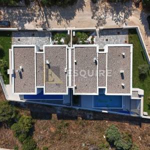 NIN - ZATON - moderna duplex vila s bazenom!!
