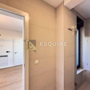 NIN - ZATON - moderna duplex vila s bazenom!!