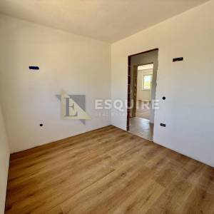 NIN-ZATON, NOVOGRADNJA - dvosoban stan S4 u prizemlju s vrtom, 86 m2!!