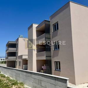 NIN-ZATON, NOVOGRADNJA - dvosoban stan S4 u prizemlju s vrtom, 86 m2!!