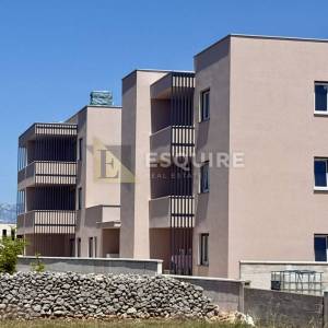 NIN-ZATON, NOVOGRADNJA - dvosoban stan S4 u prizemlju s vrtom, 86 m2!!