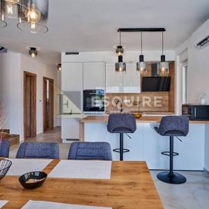 NIN - ŽERAVA - Moderna trosobna vila s bazenom - 188m2