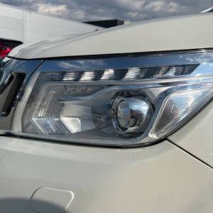 Nissan Navara 2.5 dCi Double Cab