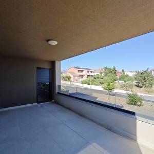 NOVALJA - Dvosobni apartman 60 m² s pogledom na more