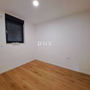 NOVALJA, JAKIŠNICA - Apartman 64m2 na prvom katu s predivnim pogledom na more