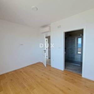 NOVALJA, JAKIŠNICA - Luksuzan Penthouse 123 m2 s pogledom na cijeli zaljev