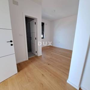 NOVALJA, JAKIŠNICA - Luksuzan Penthouse 123 m2 s pogledom na cijeli zaljev