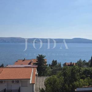 Novi Vinodolski kuća na bribirskoj obali