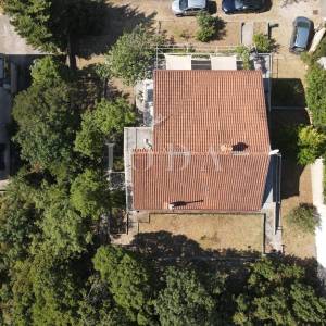 Novi Vinodolski kuća na bribirskoj obali