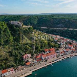 NOVIGRAD Građevinska parcela sa pogledom - 4000m2