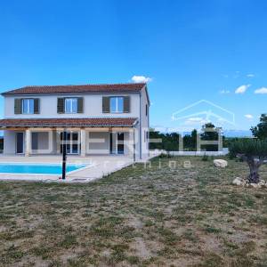 Novoizgrađena Vila s bazenom 187 m2, parcela 1.852 m2, Zemunik Gornji, Zadar