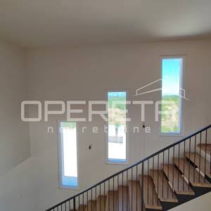 Novoizgrađena Vila s bazenom 187 m2, parcela 1.852 m2, Zemunik Gornji, Zadar