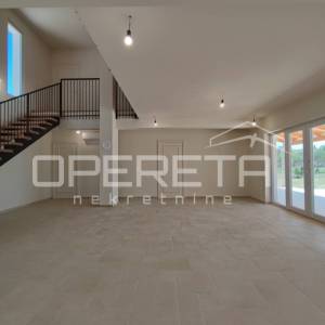 Novoizgrađena Vila s bazenom 187 m2, parcela 1.852 m2, Zemunik Gornji, Zadar