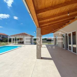 Novoizgrađena Vila s bazenom 187 m2, parcela 1.852 m2, Zemunik Gornji, Zadar