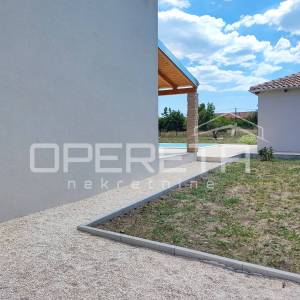 Novoizgrađena Vila s bazenom 187 m2, parcela 1.852 m2, Zemunik Gornji, Zadar