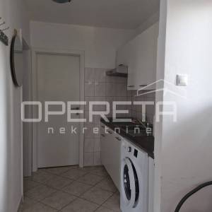 Odličan apartman za odmor i turistički najam u Lumbardi
