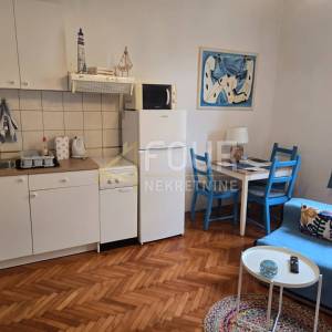 Opatija - centar, 80m2, stan 2s+db