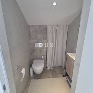 OPATIJA, CENTAR- penthouse 218,82m², DB+3S, s panoramskim pogledom na more 200m od plaže - S9