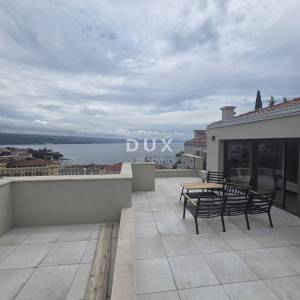 OPATIJA, CENTAR- penthouse 218,82m², DB+3S, s panoramskim pogledom na more 200m od plaže - S9