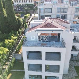 OPATIJA, CENTAR- penthouse 218,82m², DB+3S, s panoramskim pogledom na more 200m od plaže - S9