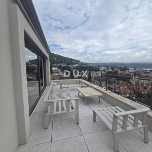 OPATIJA, CENTAR- penthouse 218,82m², DB+3S, s panoramskim pogledom na more 200m od plaže - S9