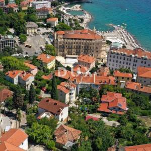 OPATIJA, CENTAR - perfektan stan za dugoročni najam u novogradnji u centru Opatije, PRILIKA!