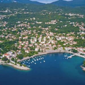 OPATIJA, DOBREĆ - Građevinsko zemljište s dodatnom zelenom parcelom, oaza mira i prirode, 20.550m2