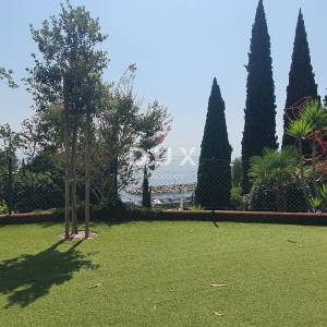 Opatija, Ičići, stan, 62m2, drugi red do mora