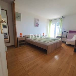 Opatija, Ičići, stan, 62m2, drugi red do mora