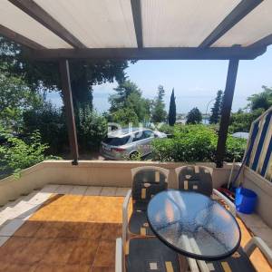 Opatija, Ičići, stan, 62m2, drugi red do mora