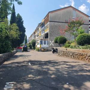 Opatija, Ičići, stan, 62m2, drugi red do mora