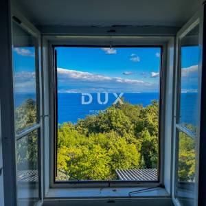 OPATIJA, LOVRAN - Prekrasna starina s panoramskim pogledom i 1800m2 zemljišta