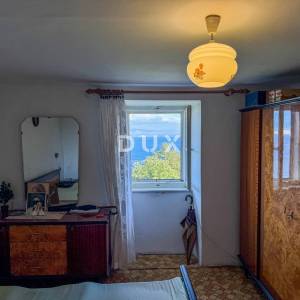 OPATIJA, LOVRAN - Prekrasna starina s panoramskim pogledom i 1800m2 zemljišta