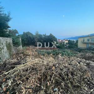 OPATIJA, MATULJI- građevinsko zemljište 680m2 s pogledom na more za stambenu zgradu– stanove ili poslovno- stambenu zgradu/ obi...