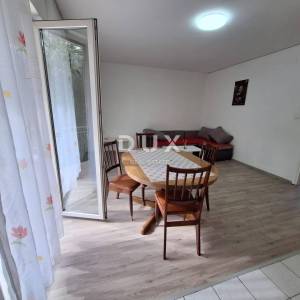 OPATIJA, MATULJI- namješten stan 64m2, DB+2S, prizemlje u blizini svih sadržaja 
